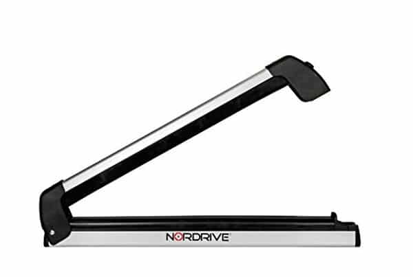 Découvrez notre test du porte-skis Lampa N40010 Nordic King et apprenez-en plus sur ses caractéristiques, avantages et inconvénients pour choisir l'accessoire idéal pour vos aventures hivernales en toute sérénité