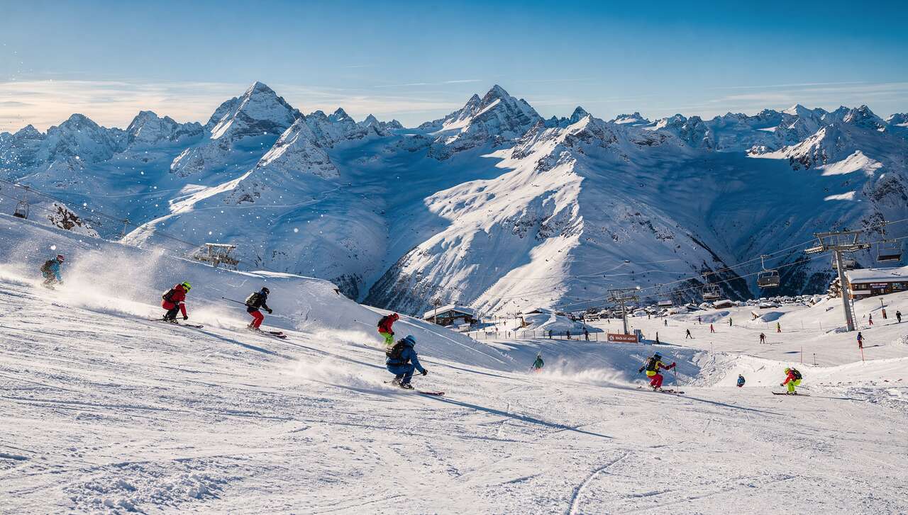 Val thorens, panorama ensoleill&eacute;