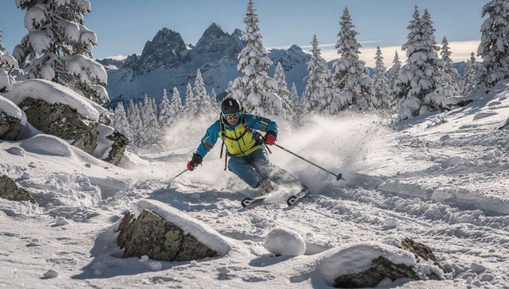 Astuces pour skier en terrain accidenté