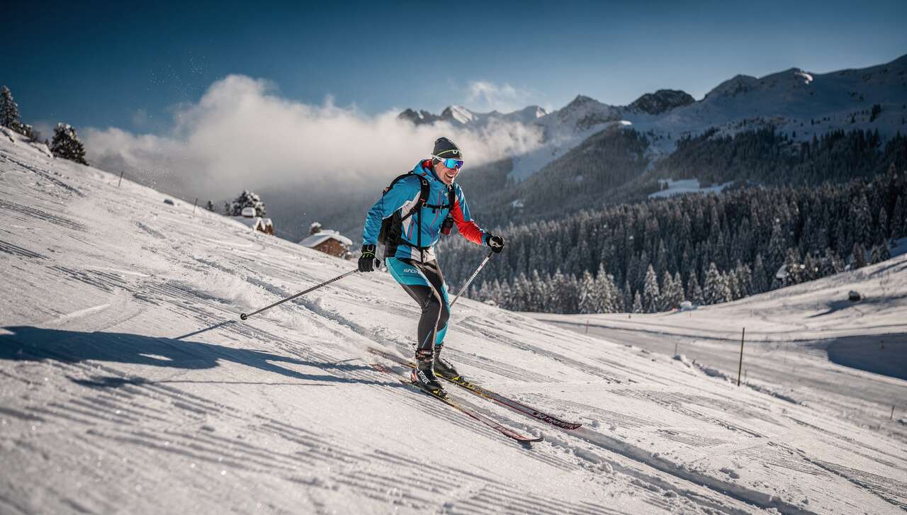 Surmonter sa peur des pentes abruptes en ski nordique