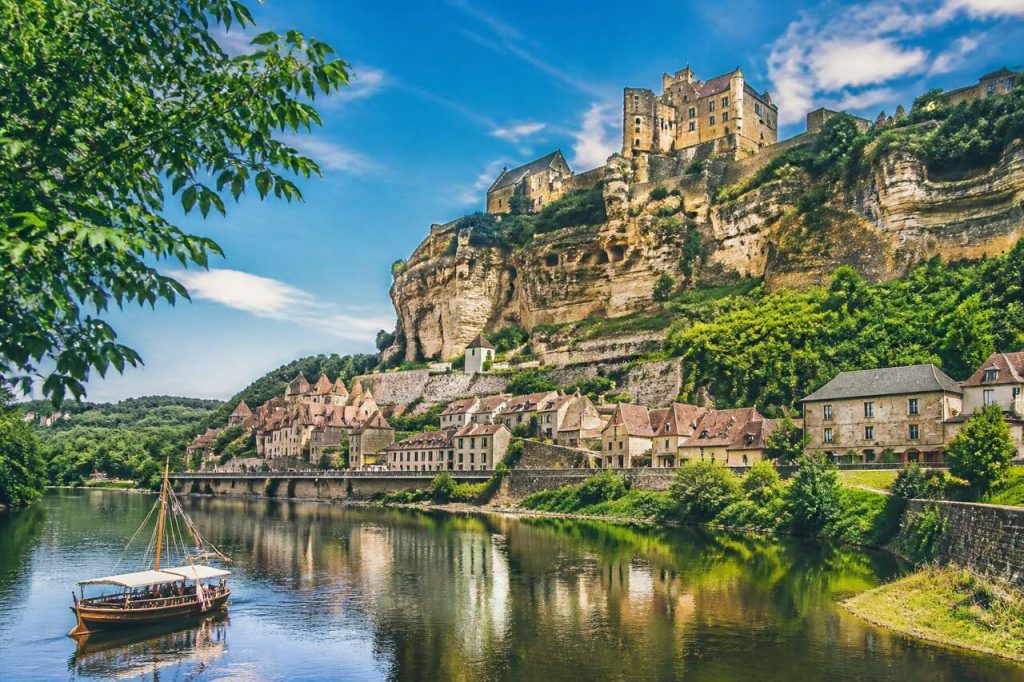 Exploration des plus beaux campings de la Dordogne